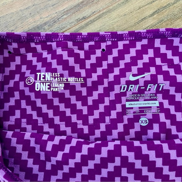 Nike Dri-Fit Purple 3/4 Athletic Leggings - Picture 5 of 11